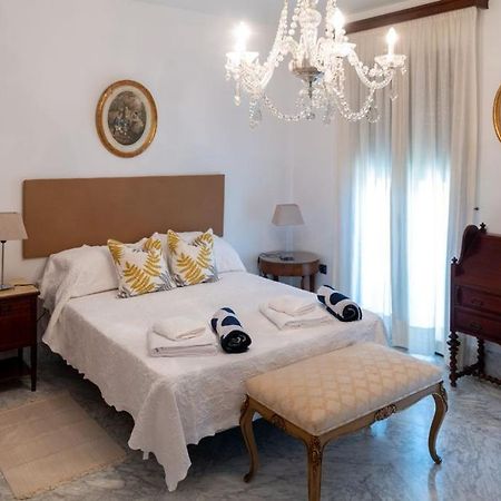 Beachside Villa In Puerto Marina, 베날마데나코스타 외부 사진
